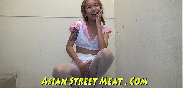  Farting Vagina With Wire Mesh Asian